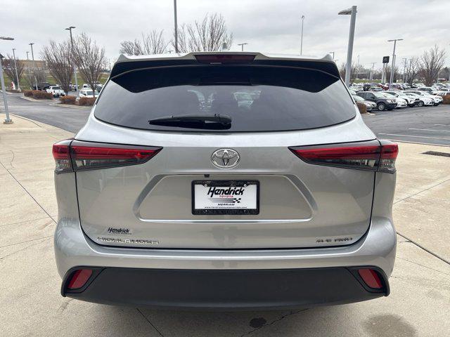 used 2023 Toyota Highlander car, priced at $41,599