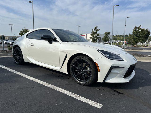 used 2023 Toyota GR86 car, priced at $27,298