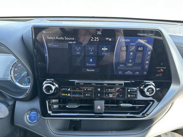 used 2022 Toyota Highlander Hybrid car, priced at $38,994
