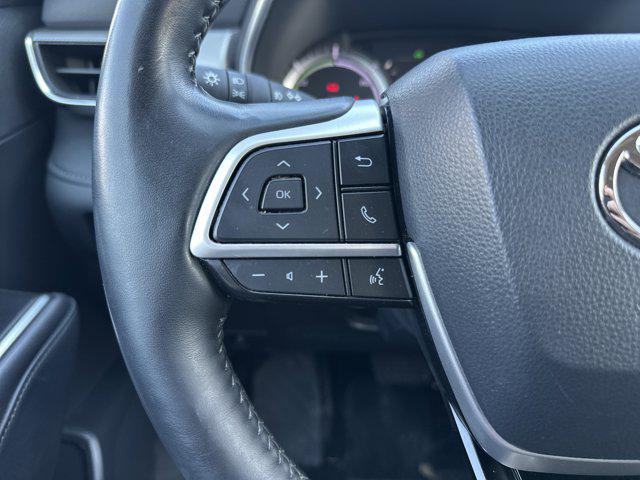 used 2022 Toyota Highlander Hybrid car, priced at $38,994