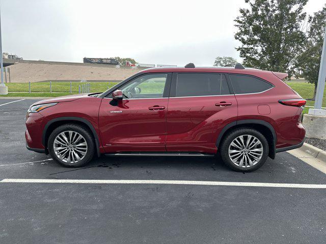 used 2021 Toyota Highlander Hybrid car, priced at $44,940