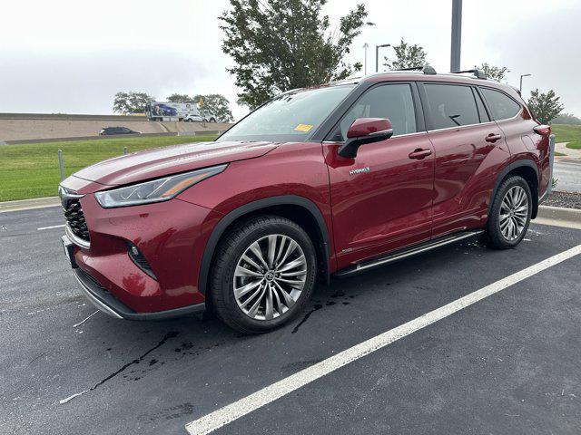 used 2021 Toyota Highlander Hybrid car, priced at $44,940