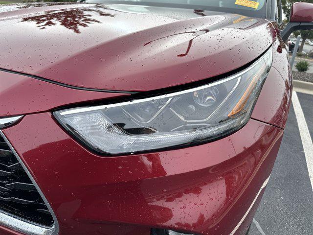 used 2021 Toyota Highlander Hybrid car, priced at $44,940