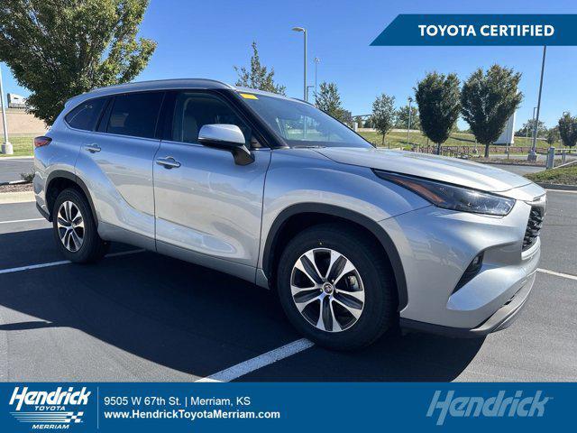 used 2022 Toyota Highlander car, priced at $37,791