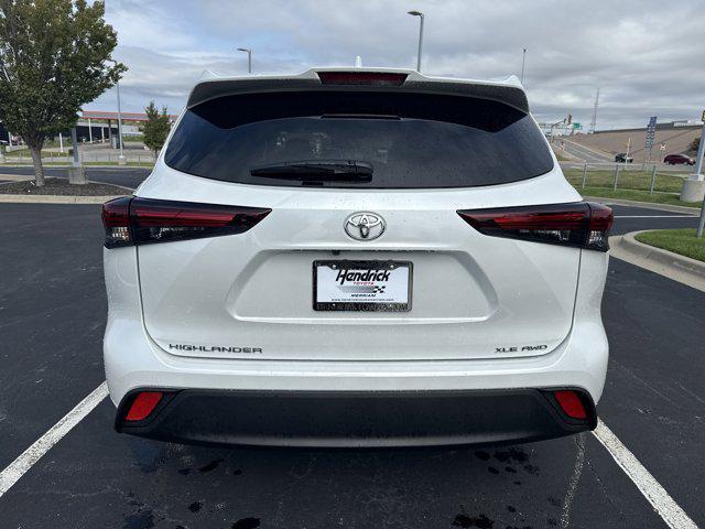 used 2025 Toyota Highlander car, priced at $44,696