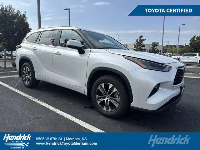used 2025 Toyota Highlander car, priced at $46,494