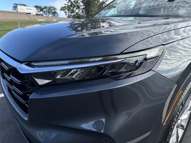 used 2025 Honda CR-V car, priced at $36,499