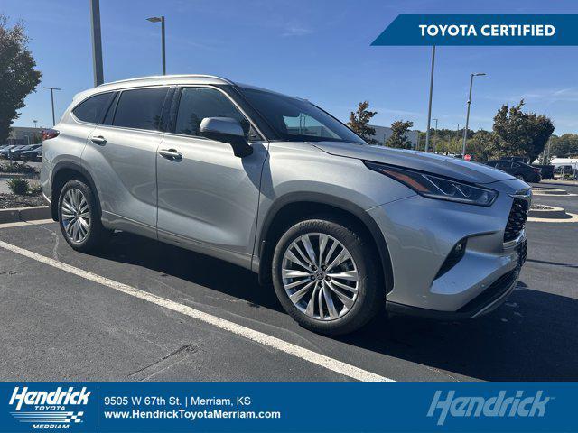 used 2022 Toyota Highlander car, priced at $41,144