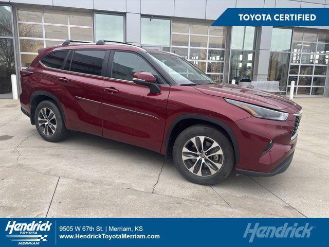 used 2023 Toyota Highlander car, priced at $40,991