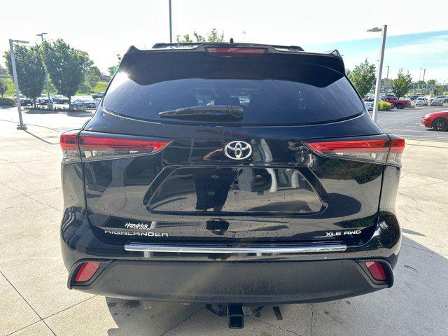 used 2023 Toyota Highlander car, priced at $41,174