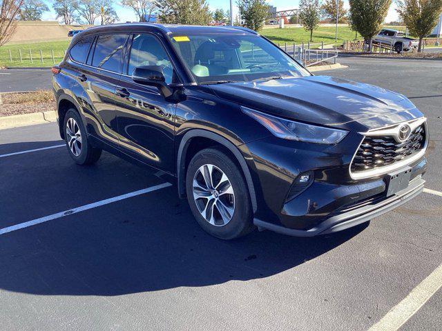 used 2021 Toyota Highlander car, priced at $35,991