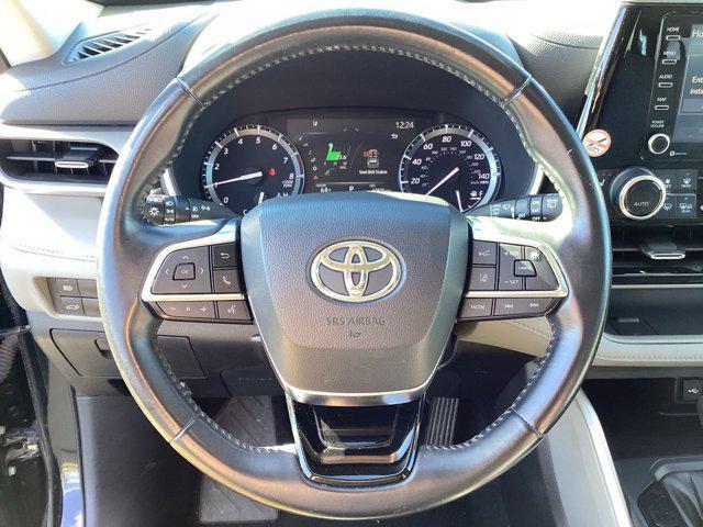 used 2021 Toyota Highlander car, priced at $35,991