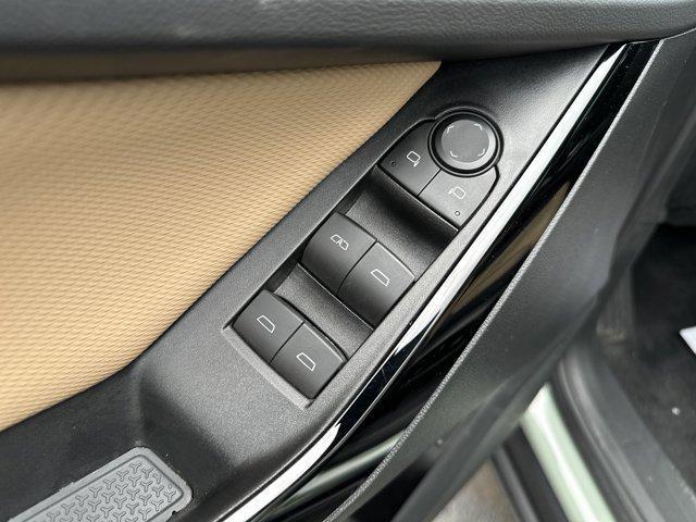 used 2025 Chevrolet Equinox car, priced at $33,620