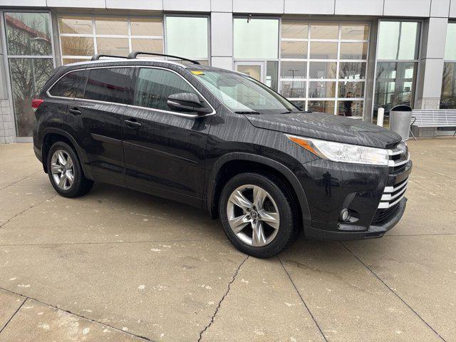 used 2018 Toyota Highlander car, priced at $26,799