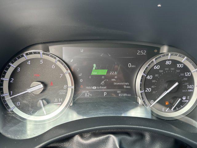 used 2022 Toyota Highlander car, priced at $37,686