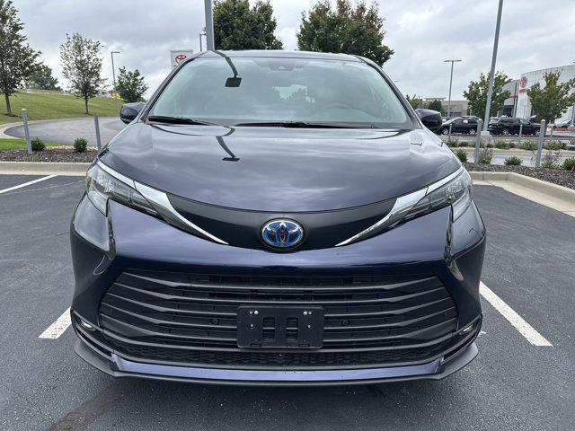 used 2025 Toyota Sienna car, priced at $47,994