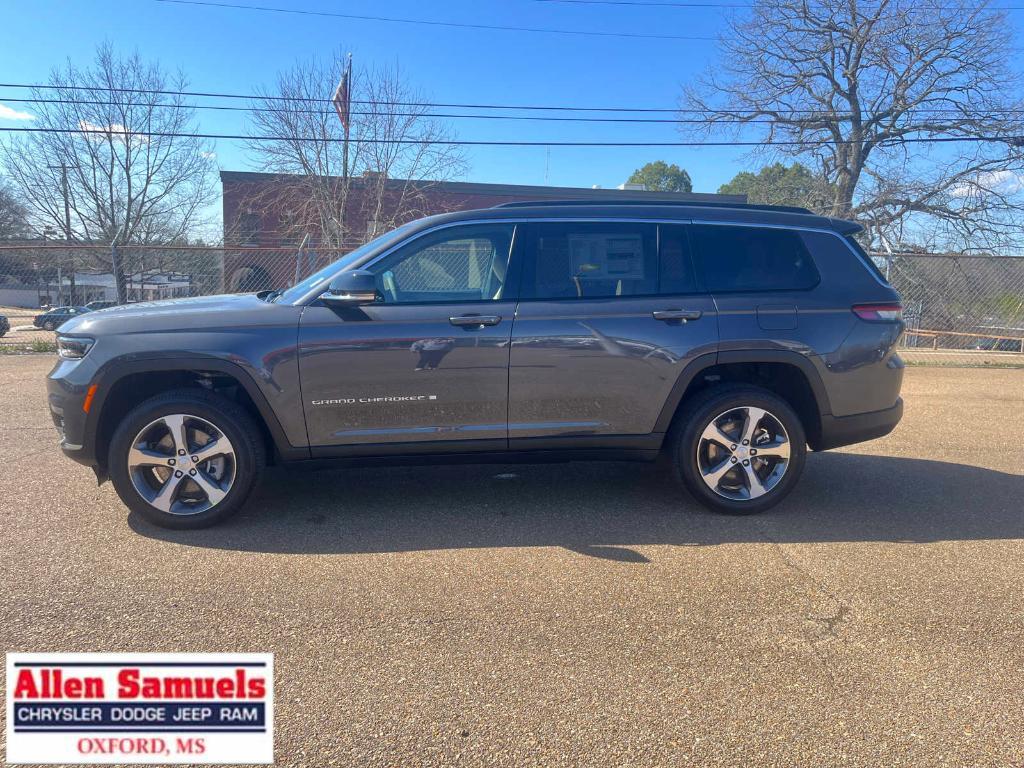 new 2024 Jeep Grand Cherokee L car, priced at $56,660