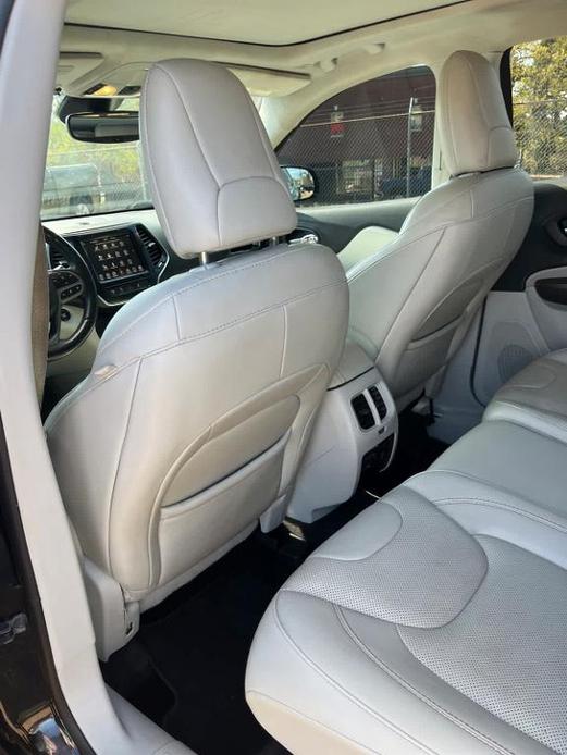 used 2019 Jeep Cherokee car, priced at $21,997