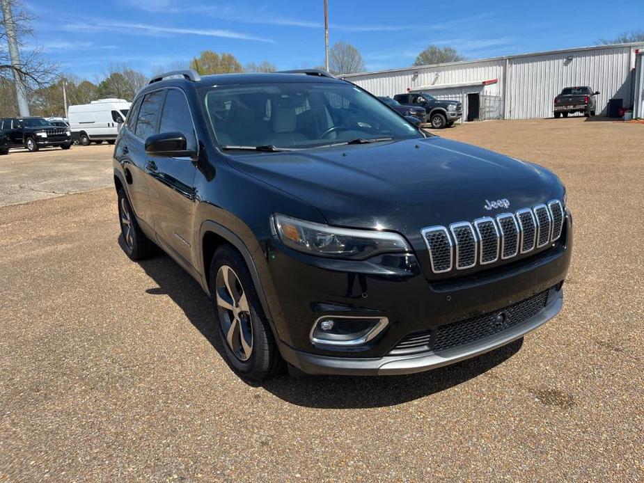 used 2019 Jeep Cherokee car, priced at $21,997