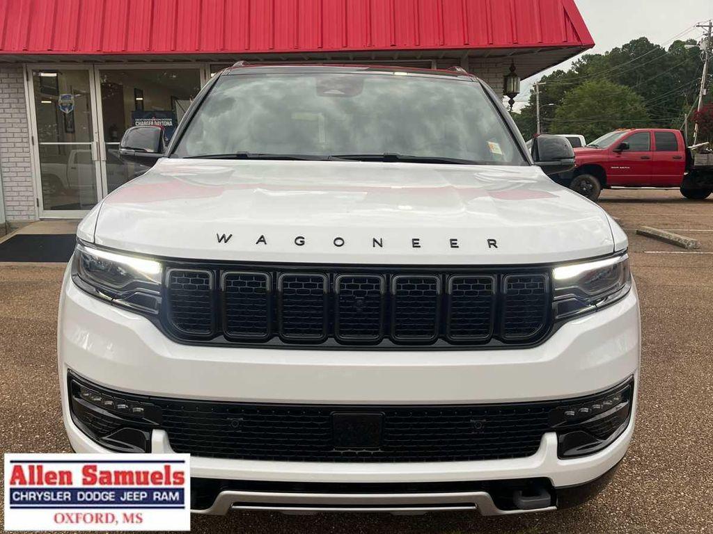 new 2025 Jeep Wagoneer car