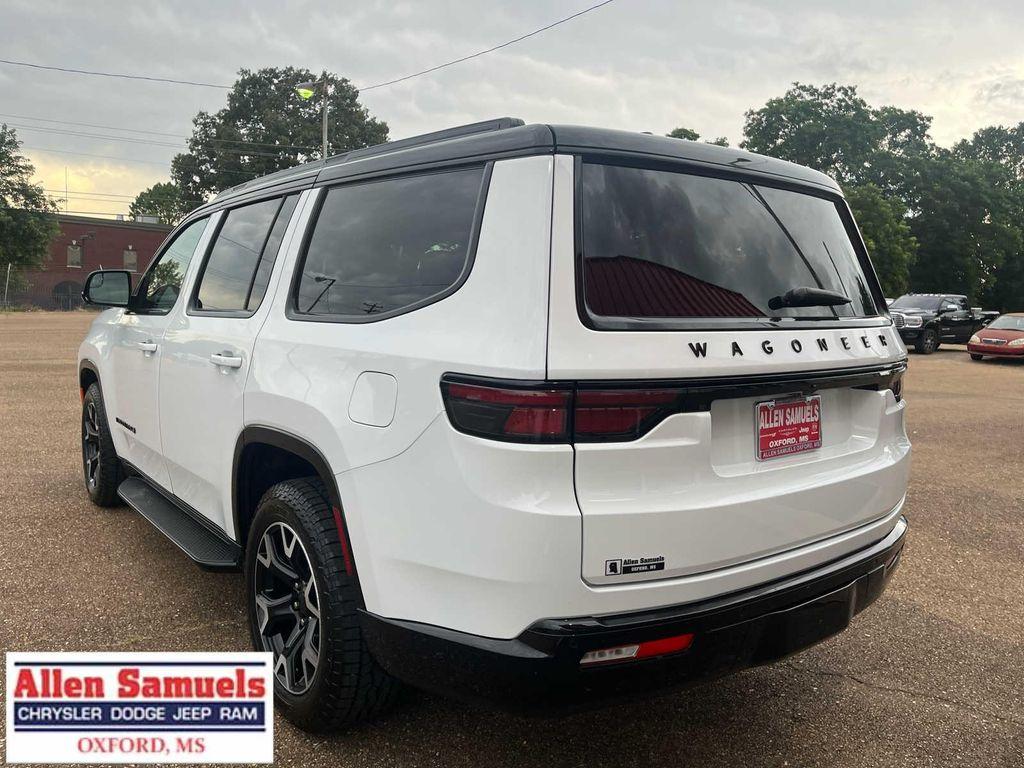 new 2025 Jeep Wagoneer car