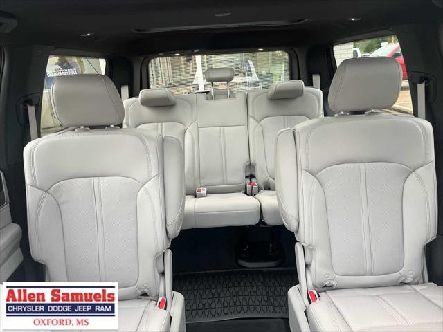 new 2025 Jeep Wagoneer car