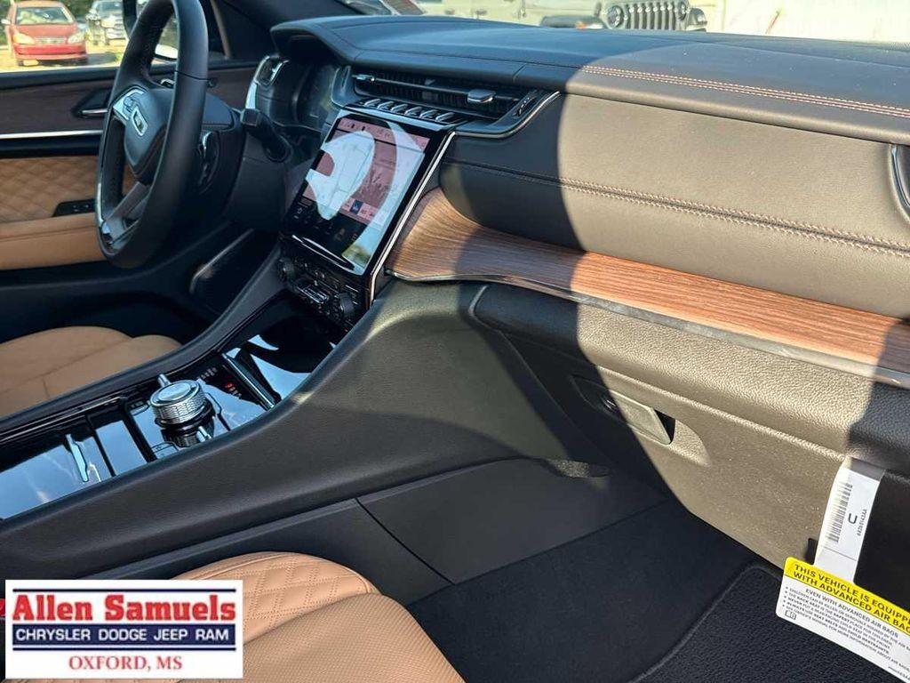 new 2025 Jeep Grand Cherokee L car, priced at $63,460
