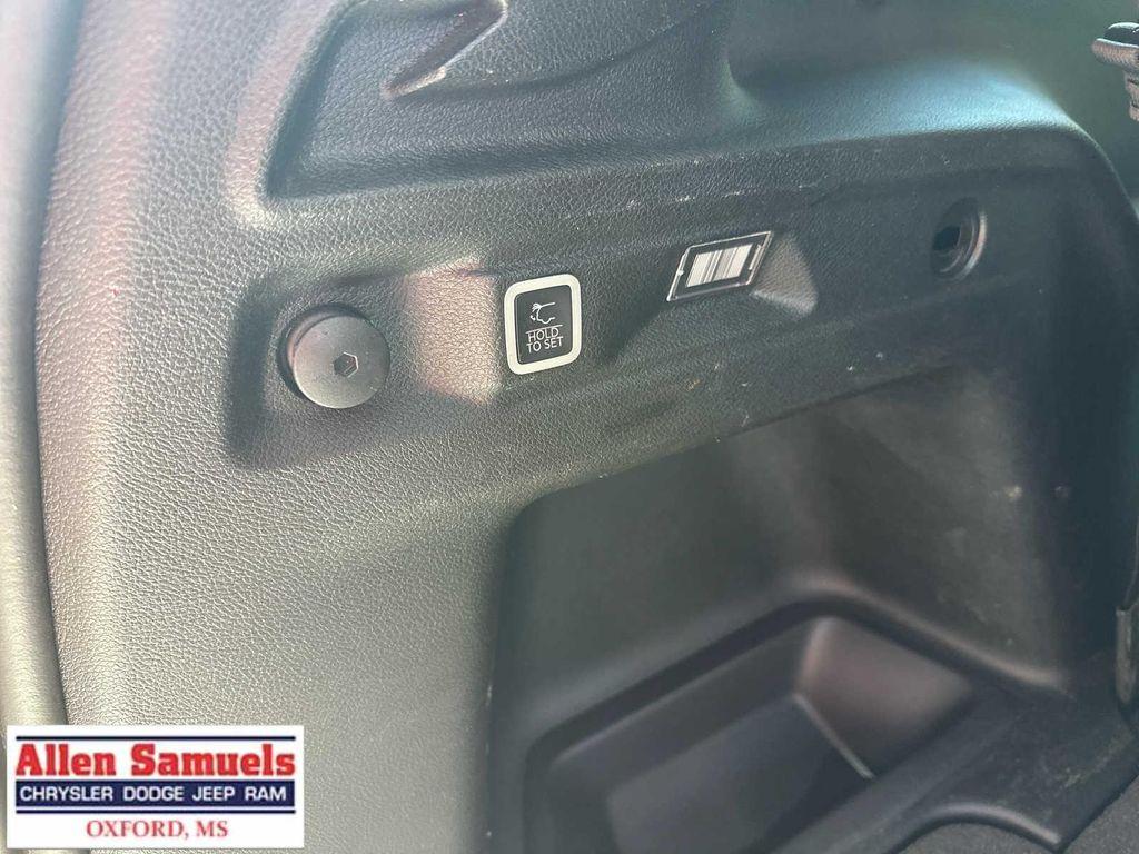 used 2021 Jeep Grand Cherokee L car, priced at $31,797