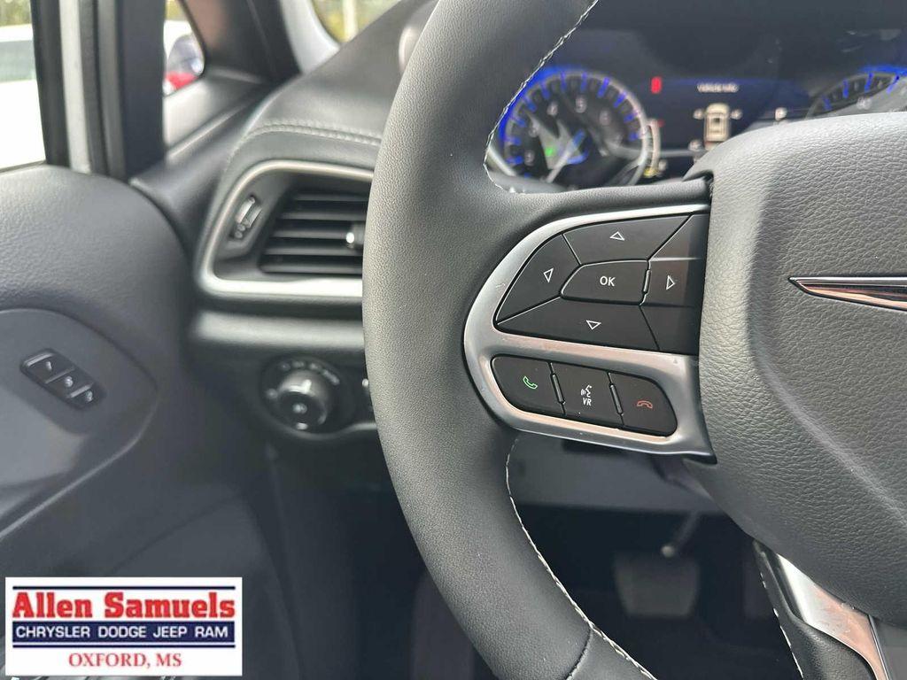 new 2026 Chrysler Pacifica car, priced at $45,865