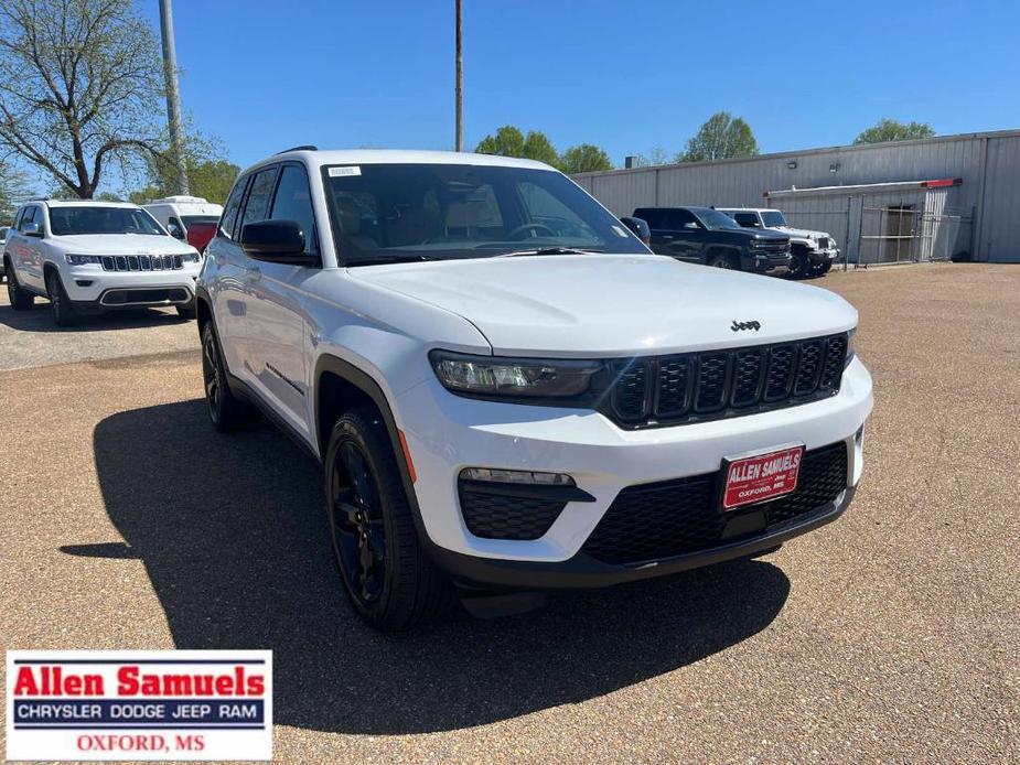 new 2024 Jeep Grand Cherokee car, priced at $52,425