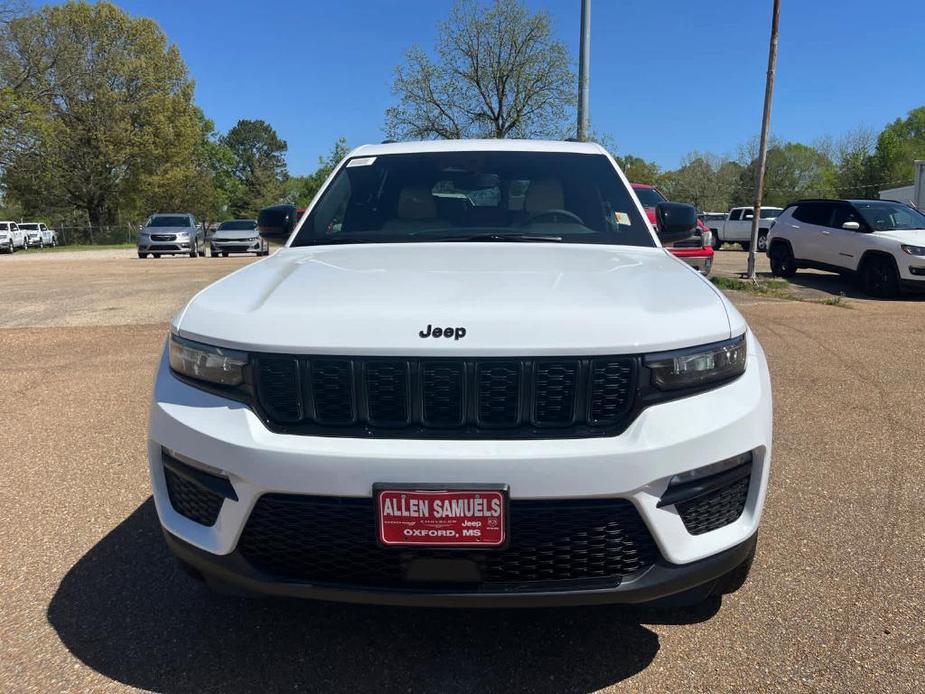 new 2024 Jeep Grand Cherokee car, priced at $52,425