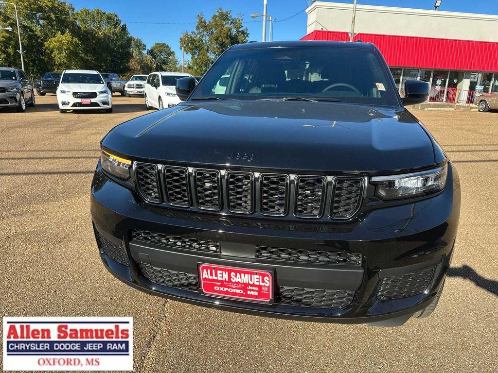 new 2025 Jeep Grand Cherokee L car, priced at $48,375