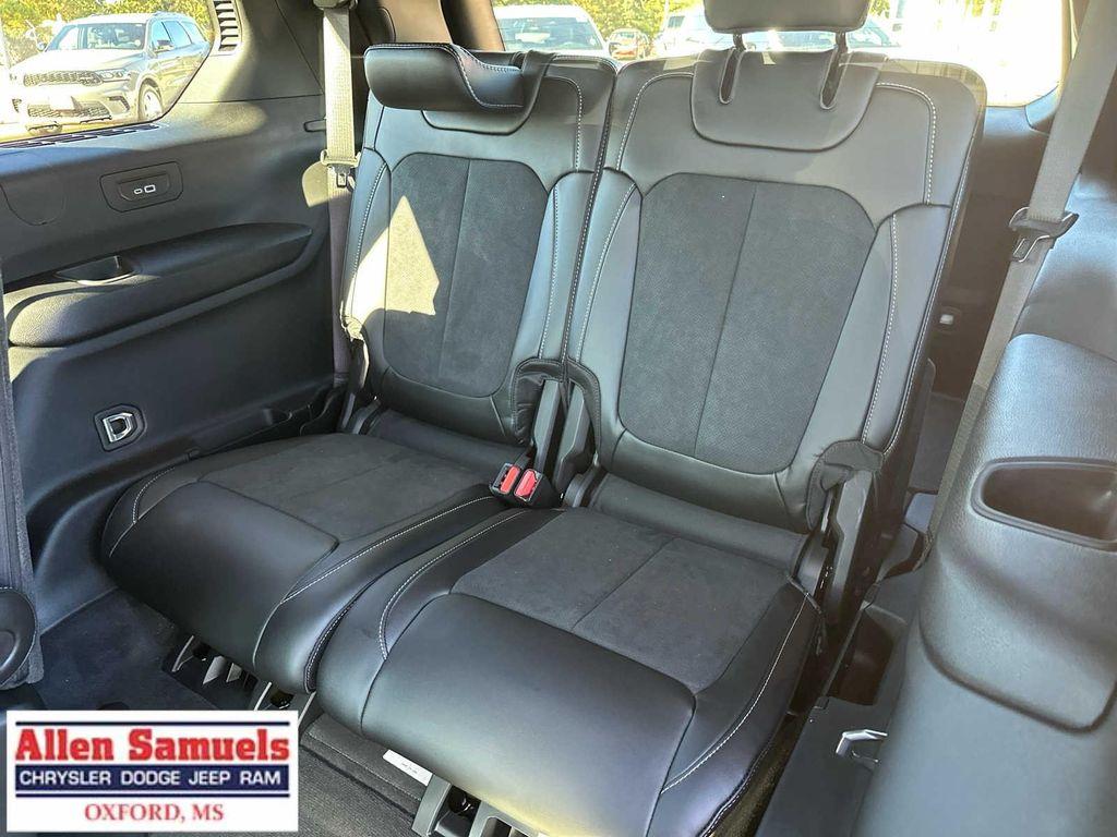 new 2025 Jeep Grand Cherokee L car, priced at $48,375