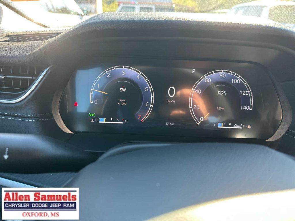 new 2025 Jeep Grand Cherokee L car, priced at $48,375