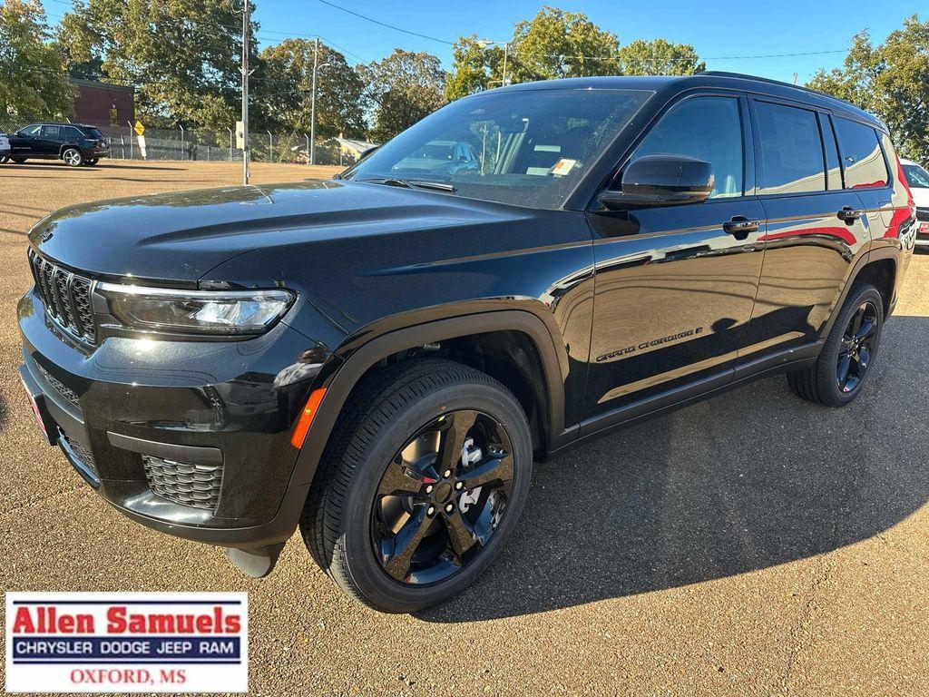 new 2025 Jeep Grand Cherokee L car, priced at $48,375
