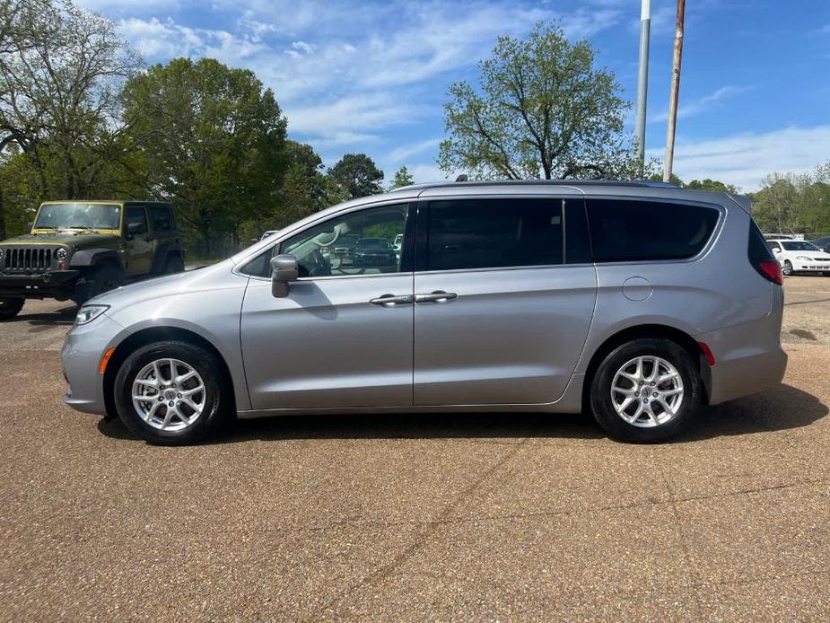 used 2021 Chrysler Pacifica car, priced at $25,777