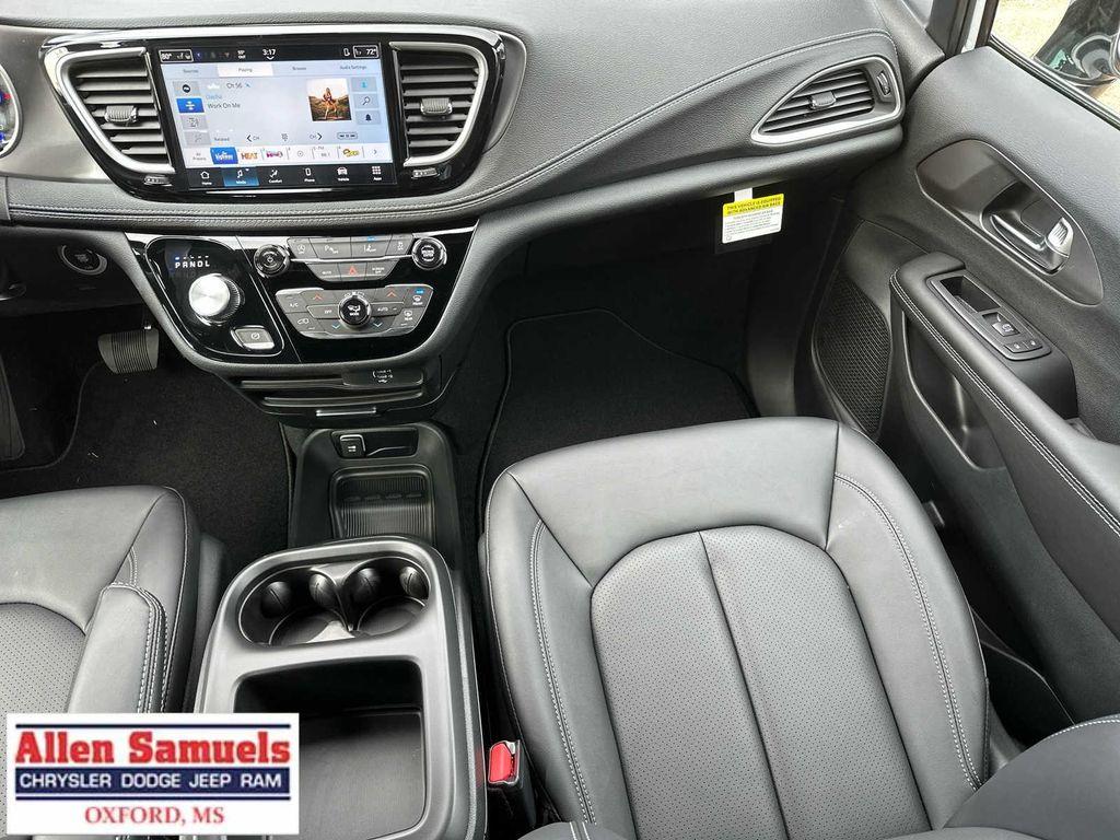 new 2026 Chrysler Pacifica car, priced at $45,865