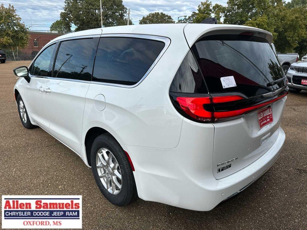 new 2026 Chrysler Pacifica car, priced at $45,865
