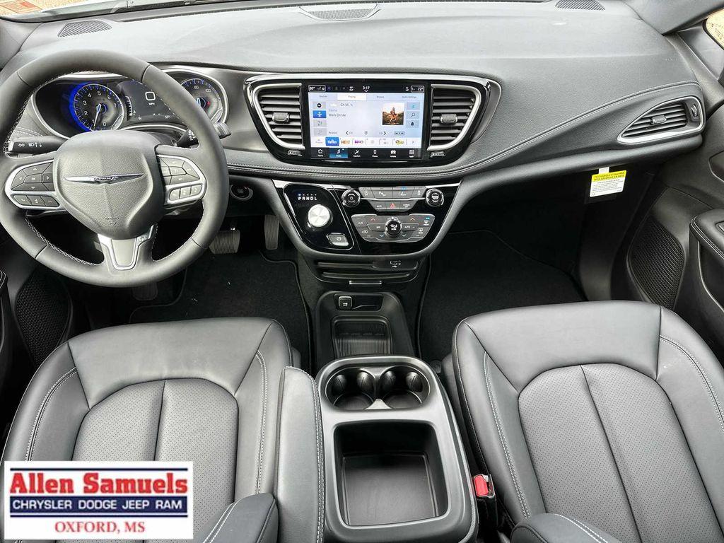 new 2026 Chrysler Pacifica car, priced at $45,865