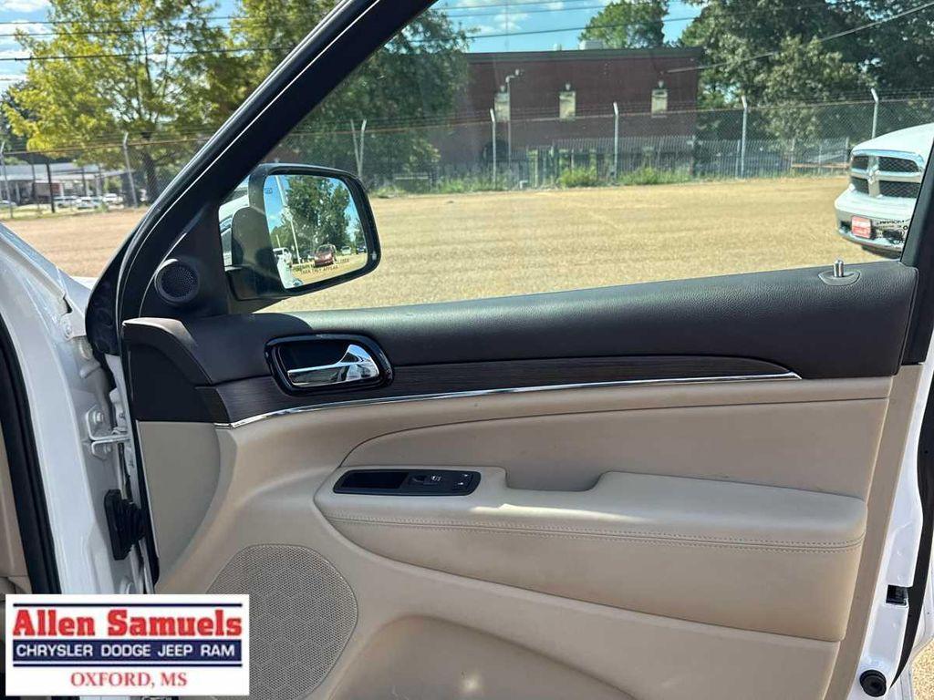used 2021 Jeep Grand Cherokee car, priced at $24,997