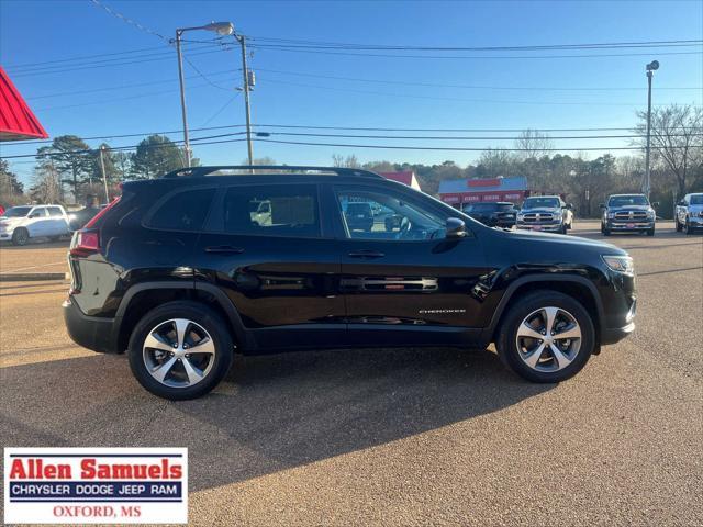 used 2022 Jeep Cherokee car, priced at $25,997