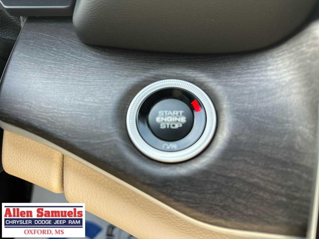 new 2025 Jeep Grand Cherokee L car, priced at $55,240