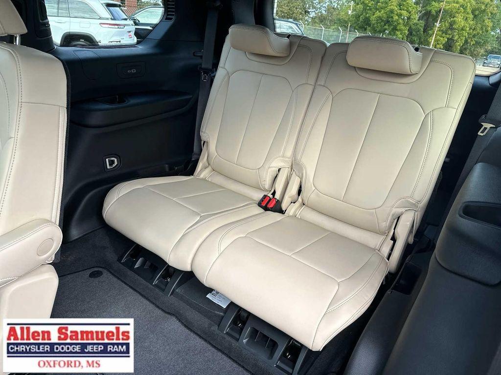 new 2025 Jeep Grand Cherokee L car, priced at $55,240