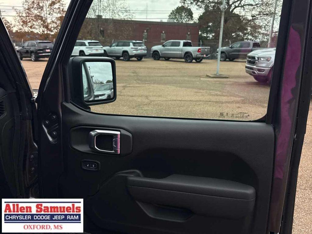 new 2026 Jeep Wrangler car, priced at $47,885