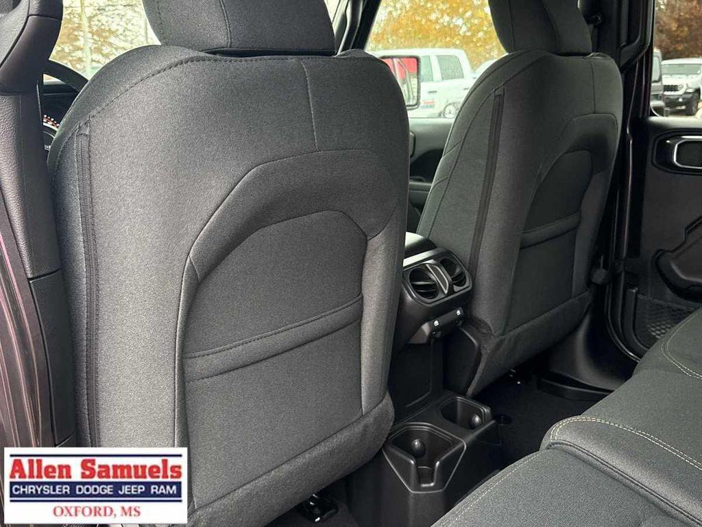 new 2026 Jeep Wrangler car, priced at $47,885