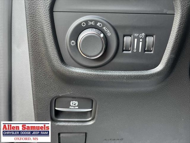 used 2023 Jeep Grand Cherokee car, priced at $33,997