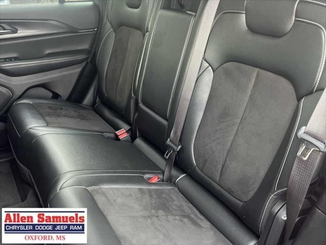 used 2023 Jeep Grand Cherokee car, priced at $33,997
