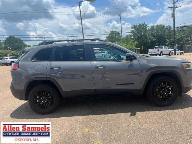 used 2023 Jeep Cherokee car, priced at $23,997
