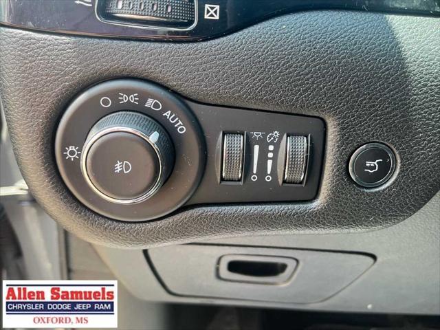 used 2023 Jeep Cherokee car, priced at $23,997