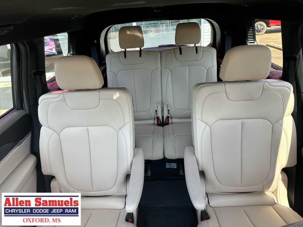 new 2025 Jeep Grand Cherokee L car, priced at $46,900